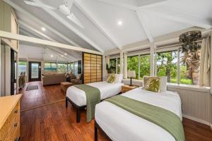 Katil atau katil-katil dalam bilik di International Colony Club 13 · ICC 13 Beautifully Furnish Kaanap +57 gambar