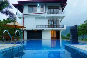 Gallery image of Hotel SUMMORA in Kalawana