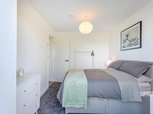 Ένα ή περισσότερα κρεβάτια σε δωμάτιο στο Willow House +20 φωτογραφίες