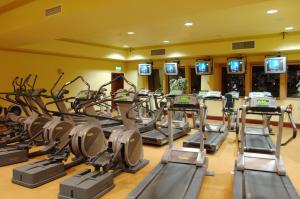 O centro de fitness e/ou as comodidades de fitness de Hibernian Hotel & Leisure Centre