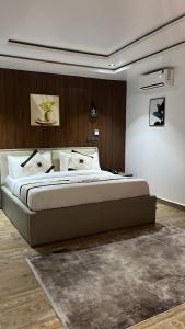 Postel nebo postele na pokoji v ubytování Dilic Apartment