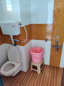 Ένα μπάνιο στο Hotel Rahil International