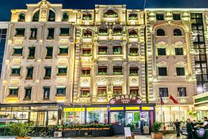 El edificio en el que está el hotel