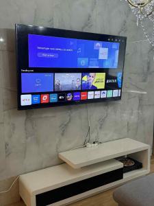 TV/trung tâm giải trí tại Luxury Living