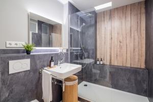 Ένα μπάνιο στο Fewo7Home Neueröffnung Apartment an der Uni +32 φωτογραφίες