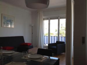 Gallery image of Grand Appartement Terrasse Parking in Nice