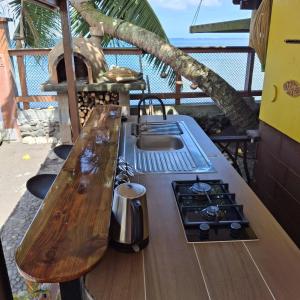 Imagine din galeria proprietății Au bord de l'eau sur Vairao Teahupoo în Vairao +11 fotografii