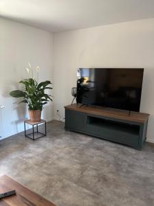 Μια τηλεόραση ή/και κέντρο ψυχαγωγίας στο Seerand-Idyll