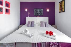 Voodi või voodid majutusasutuse The Colors House, 636 sea view & 513 garden view toas