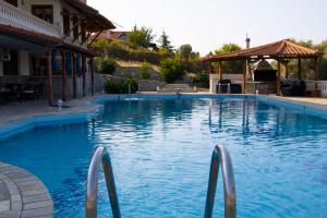 Πισίνα στο ή κοντά στο El Paraiso Premium +44 φωτογραφίες