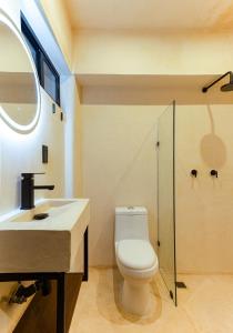 ห้องน้ำของ Hotel Pakal 58 Centro