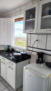 Dapur atau dapur kecil di Chalés Mirante do Talhado
