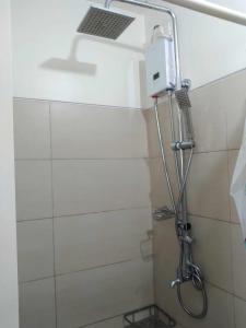 Vannituba majutusasutuses Tagaytay Smdc Wind Residences by Le Grand Liz's Place