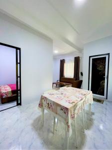 Posezení v ubytování Bunohan Villa