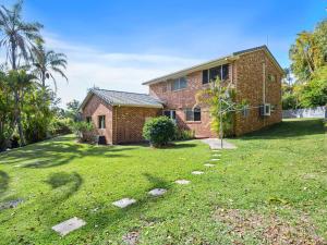 Zahrada ubytování Tropic Lodge by Charlesworth