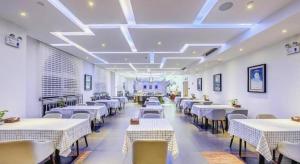 James Joyce Coffetel·Anyang Text Museumにあるレストランまたは飲食店