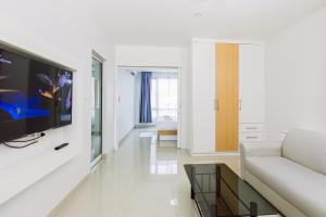 Μια τηλεόραση ή/και κέντρο ψυχαγωγίας στο ฟิน บ้านฉาง