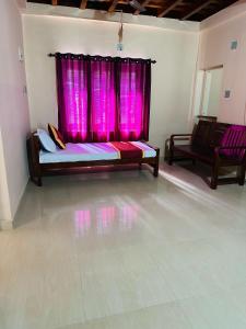 Postel nebo postele na pokoji v ubytování Festoon Villa + 2 fotografie