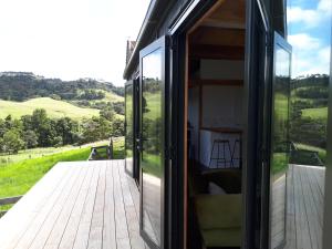 Landskap semula jadi dekat dengan the country house