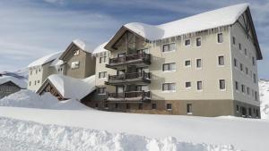 Imagen de la galería de Valle Nevado Apartamento Ski In Out, en Valle Nevado