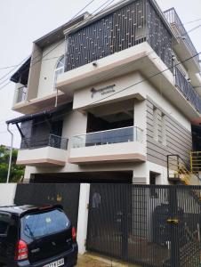 Bygningen som feriehuset ligger i