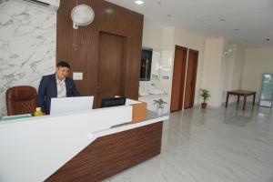 Fuajee või vastuvõtt majutusasutuses Hotel Arsh Rukmani