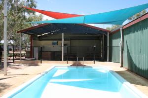 The swimming pool at or close to Discovery Parks - Carnarvon