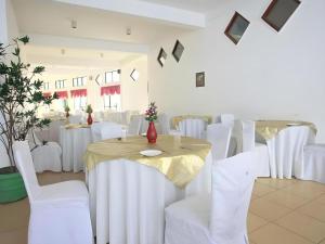 Restaurace v ubytování Hotel Uva Rest Sanasta