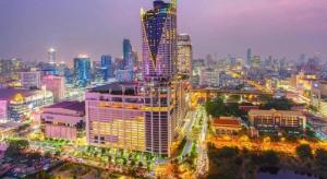 Pemandangan umum bagi Bangkok atau pemandangan bandar yang diambil dari hotel
