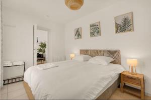 Postel nebo postele na pokoji v ubytování Havre de paix avec terrasse privé à Toulouse