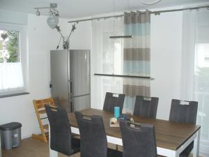 Galeriebild der Unterkunft Ferienwohnung Rheinaue in Köln