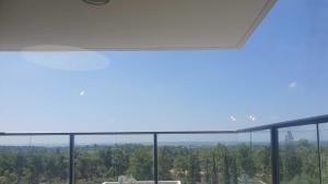 Μπαλκόνι ή βεράντα στο לילה בחריש