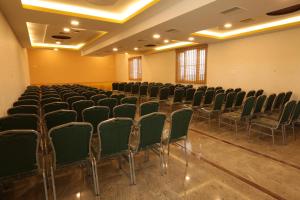 Konferenční prostory v ubytování Mayapuri Amira