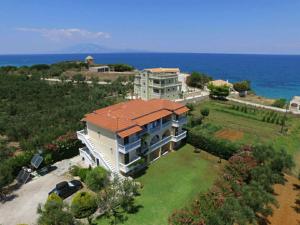 Příroda nedaleko aparthotelu