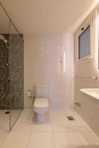 Koupelna v ubytování 1BDRM at Pyramids Hills