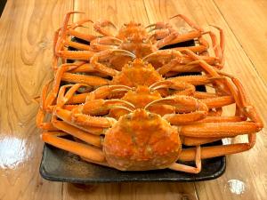 a plate with a spider made out of lobsters at Powder Snow 粉雪 in Furano