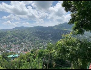 Nespecifikovaný výhled na hory nebo výhled na hory při pohledu z apartmánu