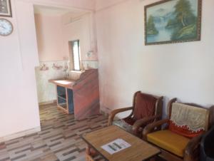 Χώρος καθιστικού στο Falah home