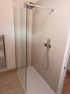 Koupelna v ubytování Beautiful Margate Retreat with Log burner, Garden, minutes to beach