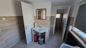 Ένα μπάνιο στο Rendezvény Vendégház Balatonfüred +6 φωτογραφίες