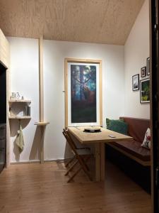 Ruang duduk di XCUBE Tinyhouse