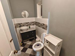 Gallery image of Central Aldershot 1-Bedroom flat with Parking & WiFi in Aldershot