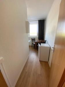 Φωτογραφία από το άλμπουμ του Ferienwohnung BODENBLICK mit BADEWANNE & WM & TROCKNER zwischen BODDEN & MEER σε Dranske