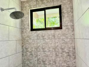 Vannituba majutusasutuses Private Pool- AC-Fiber Optiics-Jungle Oasis +28 fotot