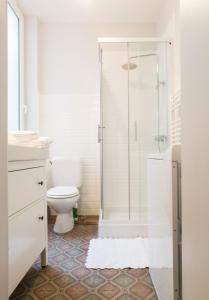 Bilik mandi di Les Loges des Chalets +15 gambar