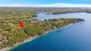 Afbeelding uit fotogalerij van Boardwalk Pines at Tobermory in Tobermory