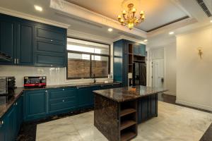 Kuchyň nebo kuchyňský kout v ubytování Villa Diamond 7 bedrooms