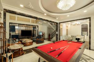 TV a/nebo společenská místnost v ubytování Villa Diamond 7 bedrooms