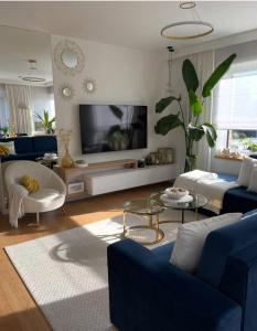 TV/trung tâm giải trí tại Karachi Rental House