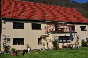 Το κτήριο όπου στεγάζεται  το διαμέρισμα